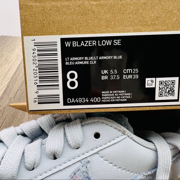 Nike Blazer Low SE - Picture 8 of 8